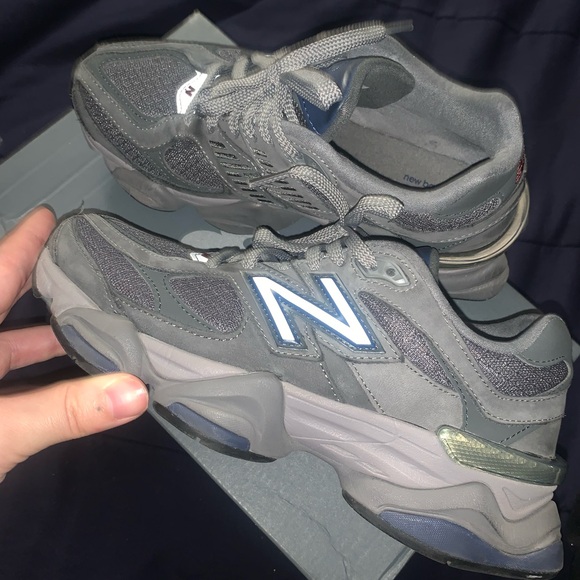 New Balance Shoes - New balance 9060 7.5
